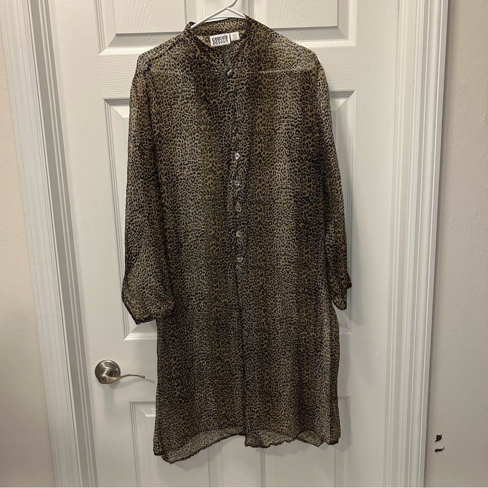 Chico’s Design Sz 1 Sheer Cover-Up